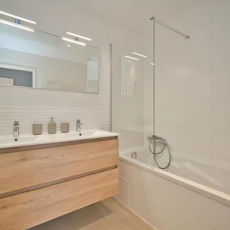 Unique A Vue Imprenable Apartman *