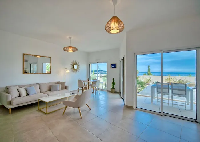 Unique A Vue Imprenable Apartament